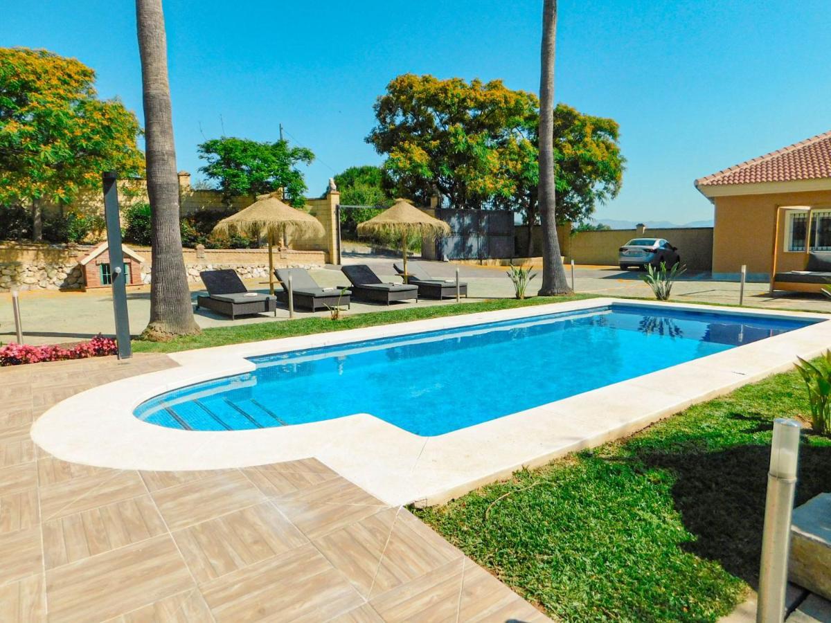 Tess Rancho Las Palmeras 阿尔豪林德拉托里 外观 照片