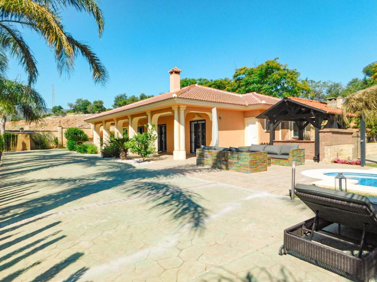 Tess Rancho Las Palmeras 阿尔豪林德拉托里 外观 照片